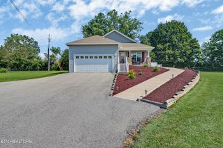 526 Turkey Oak Rd, Crossville, TN 38555