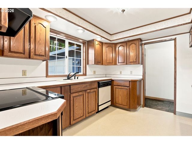 1011 Nw 405TH St, Woodland, WA 98674
