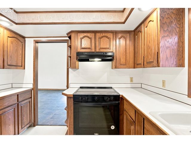 1011 Nw 405TH St, Woodland, WA 98674
