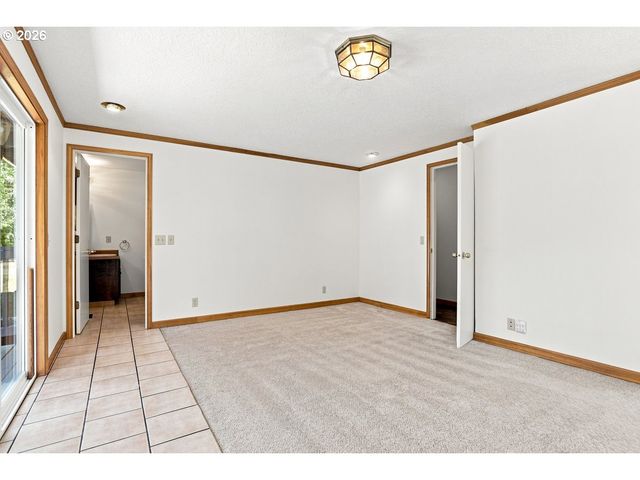 1011 Nw 405TH St, Woodland, WA 98674