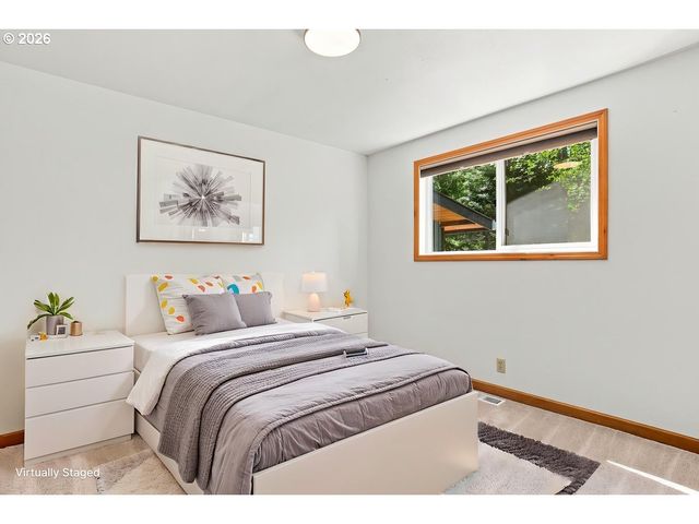 1011 Nw 405TH St, Woodland, WA 98674