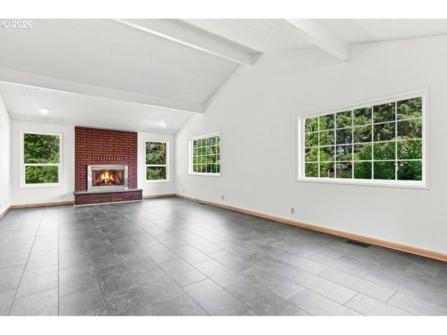 1011 Nw 405TH St, Woodland, WA 98674