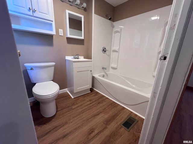 117 HILL Street, Bartonville, IL 61607