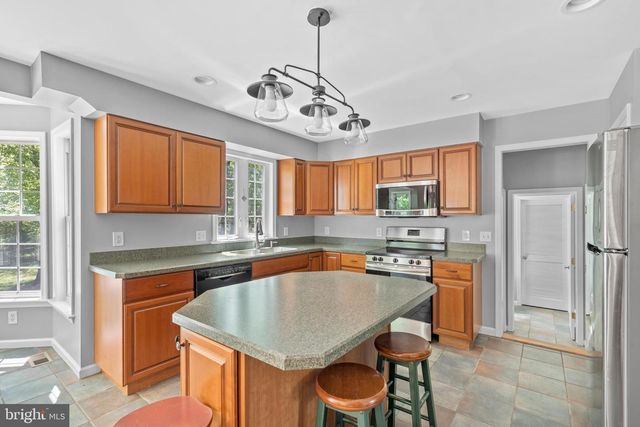 407 HALLOWELL AVENUE, Horsham, PA 19044
