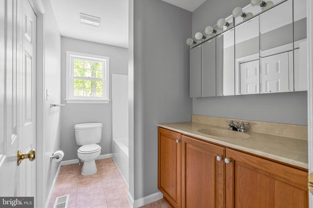 407 HALLOWELL AVENUE, Horsham, PA 19044