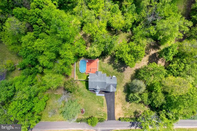 407 HALLOWELL AVENUE, Horsham, PA 19044