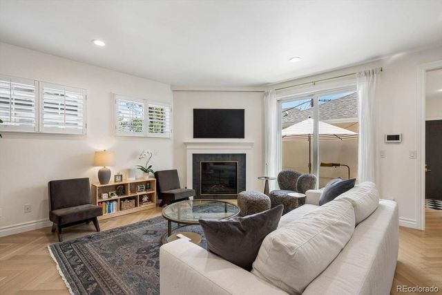 120 S Monroe Street, Denver, CO 80209