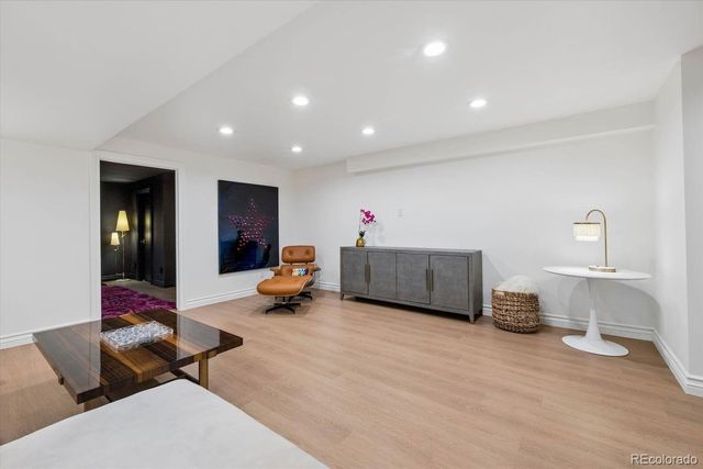 120 S Monroe Street, Denver, CO 80209