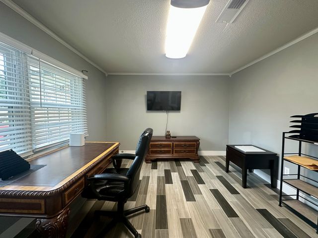 613 Mayflower Avenue, Fort Walton Beach, FL 32547
