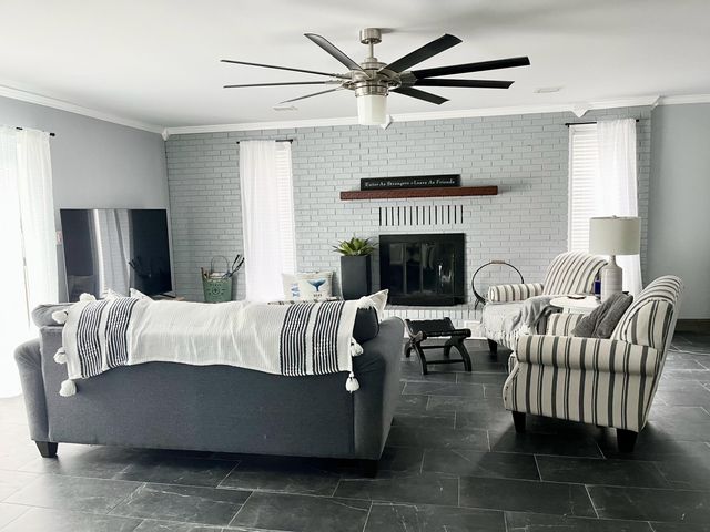 613 Mayflower Avenue, Fort Walton Beach, FL 32547
