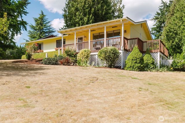735 NW Firglade Drive, Bremerton, WA 98311