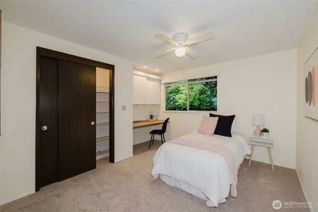 735 NW Firglade Drive, Bremerton, WA 98311