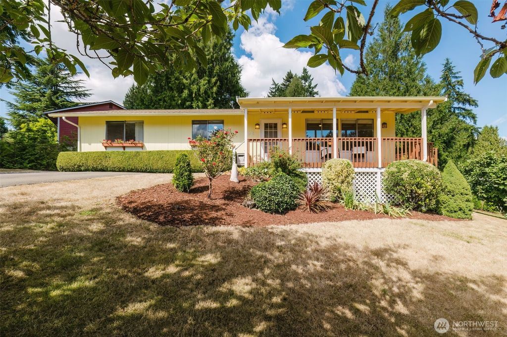 735 NW Firglade Drive, Bremerton, WA 98311