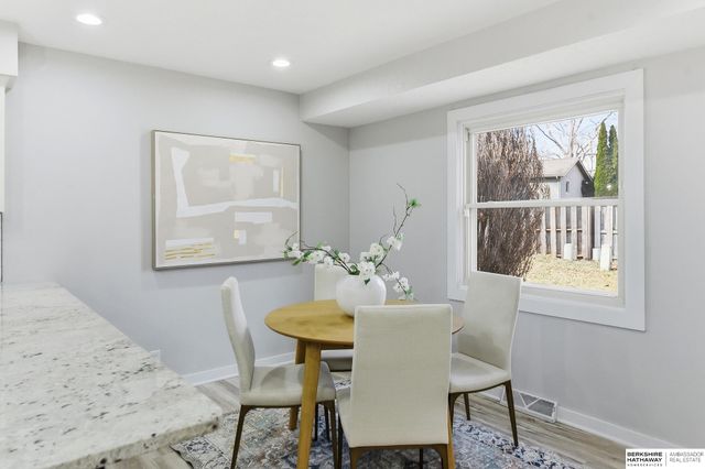 21416 Shamrock Circle, Omaha, NE 68022