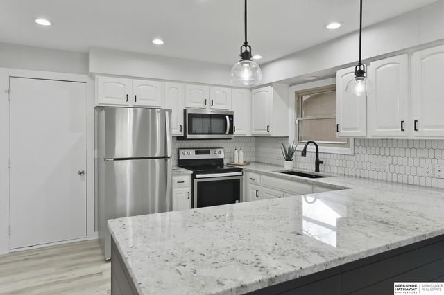 21416 Shamrock Circle, Omaha, NE 68022