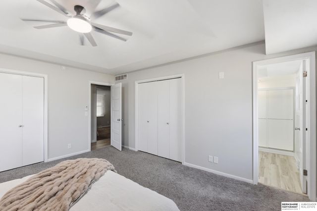 21416 Shamrock Circle, Omaha, NE 68022