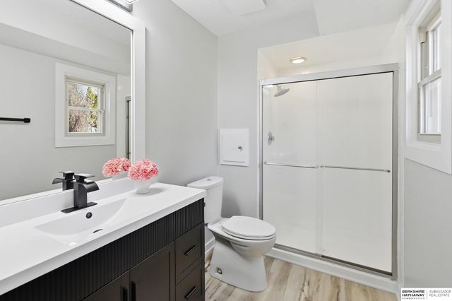 21416 Shamrock Circle, Omaha, NE 68022