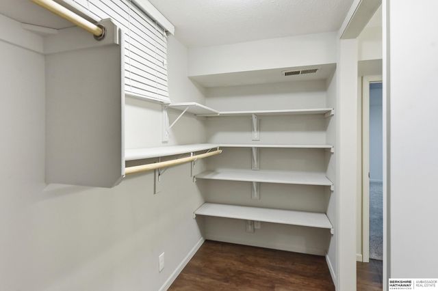 21416 Shamrock Circle, Omaha, NE 68022