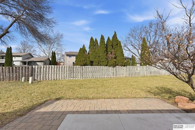 21416 Shamrock Circle, Omaha, NE 68022