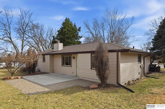 21416 Shamrock Circle, Omaha, NE 68022