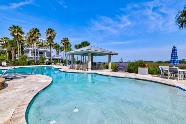 238 Cooper River Drive, Mount Pleasant, SC 29464