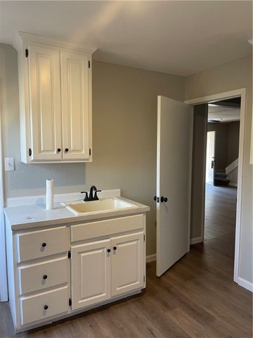 411 Worley Lane, Russellville, AR 72802