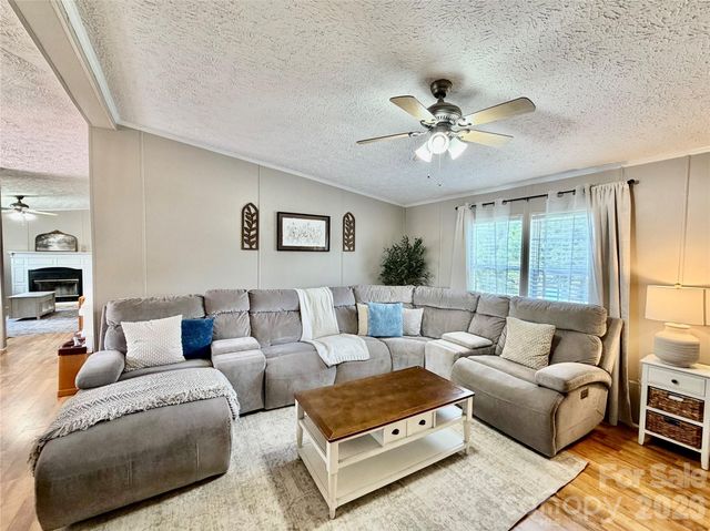 1104 Spring Meadow Drive, Woodleaf, NC 27054