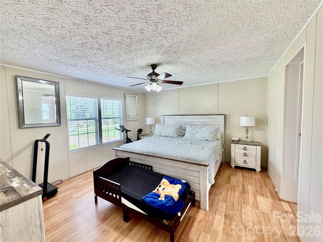 1104 Spring Meadow Drive, Woodleaf, NC 27054