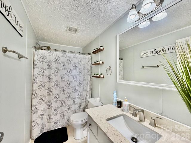 1104 Spring Meadow Drive, Woodleaf, NC 27054