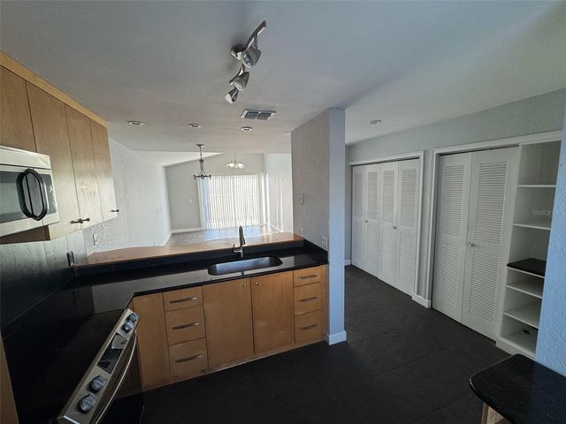 2568 WOODGATE BOULEVARD 205, Orlando, FL 32822