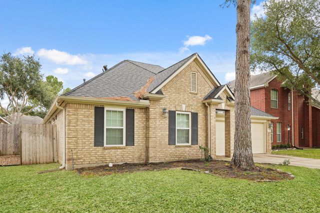 18303 Heathridge Lane, Cypress, TX 77433