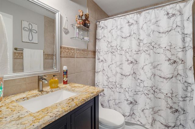 106 Tower Drive, Friendswood, TX 77546