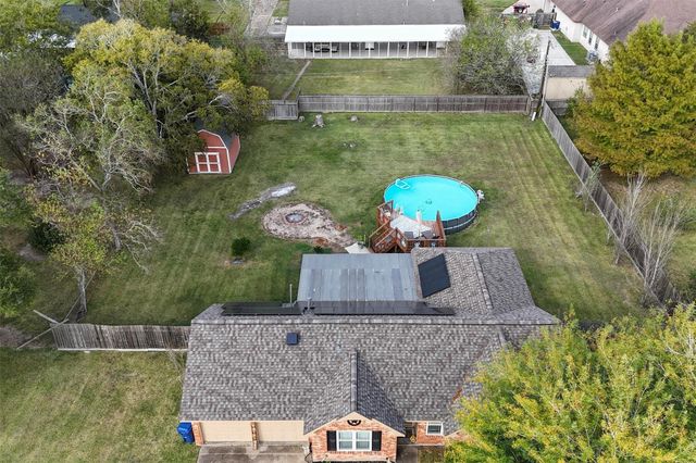 106 Tower Drive, Friendswood, TX 77546