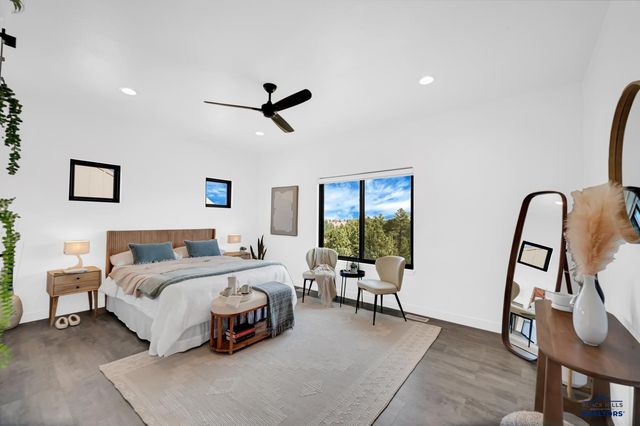 5910 CLOUD PEAK DR, Rapid City, SD 57702