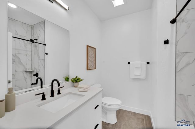 5910 CLOUD PEAK DR, Rapid City, SD 57702