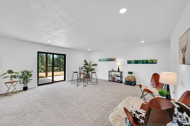 5910 CLOUD PEAK DR, Rapid City, SD 57702