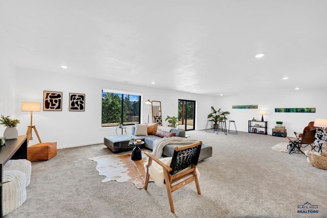 5910 CLOUD PEAK DR, Rapid City, SD 57702