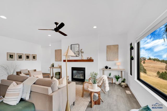 5910 CLOUD PEAK DR, Rapid City, SD 57702