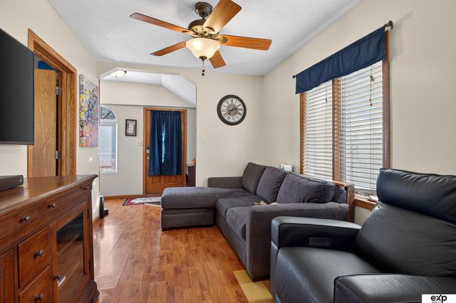 3126 4th Avenue, Council Bluffs, IA 51503