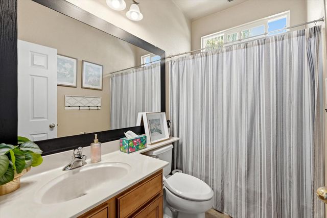 8541 Armada Ct, Elk Grove, CA 95624