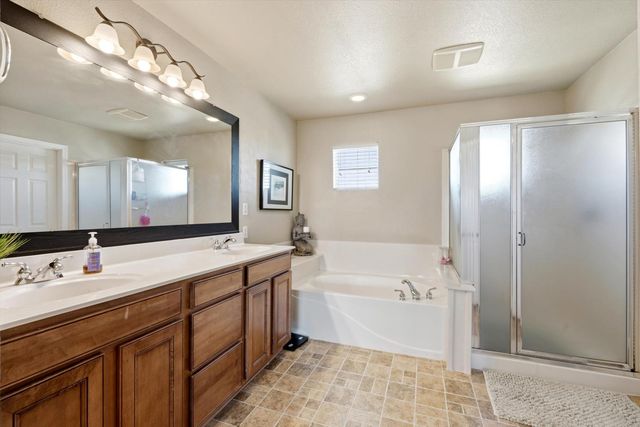 8541 Armada Ct, Elk Grove, CA 95624