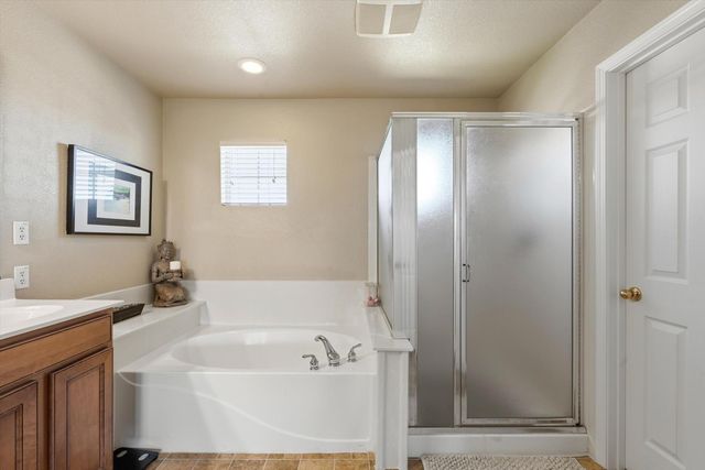 8541 Armada Ct, Elk Grove, CA 95624