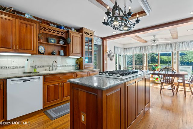 1183 Cynthia Lane, Toms River, NJ 08755