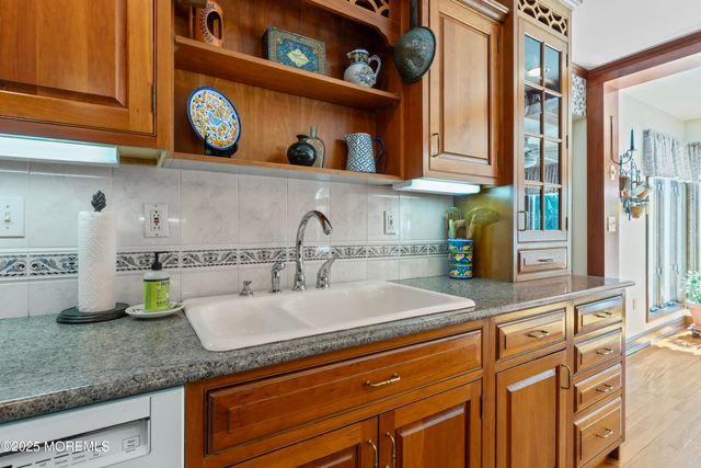 1183 Cynthia Lane, Toms River, NJ 08755