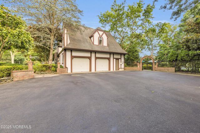 1183 Cynthia Lane, Toms River, NJ 08755