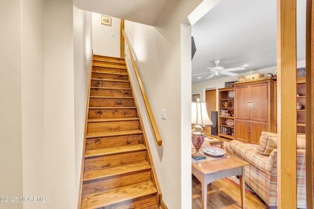 1183 Cynthia Lane, Toms River, NJ 08755