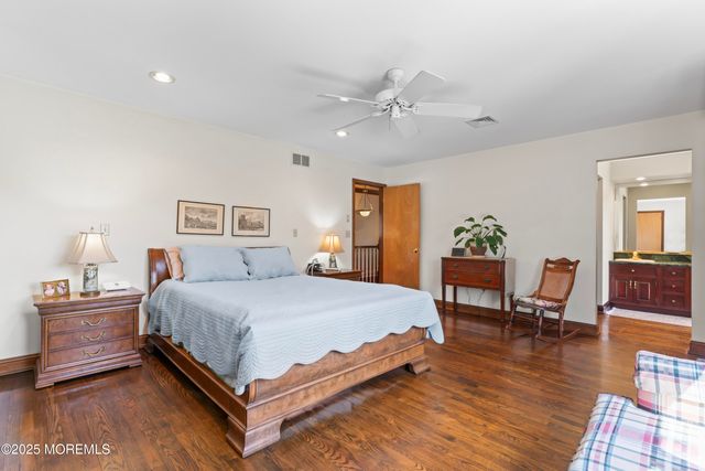 1183 Cynthia Lane, Toms River, NJ 08755