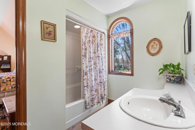 1183 Cynthia Lane, Toms River, NJ 08755