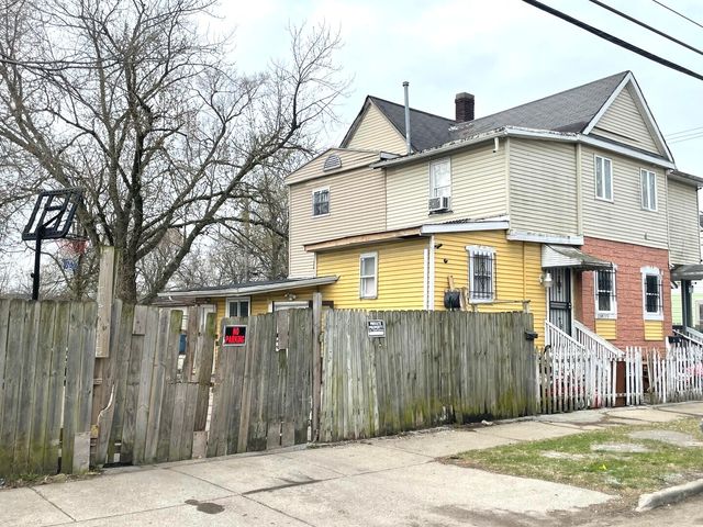 126 28 E 153 ST Street, Harvey, IL 60426