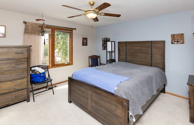 2804 Locust Street, West Des Moines, IA 50265